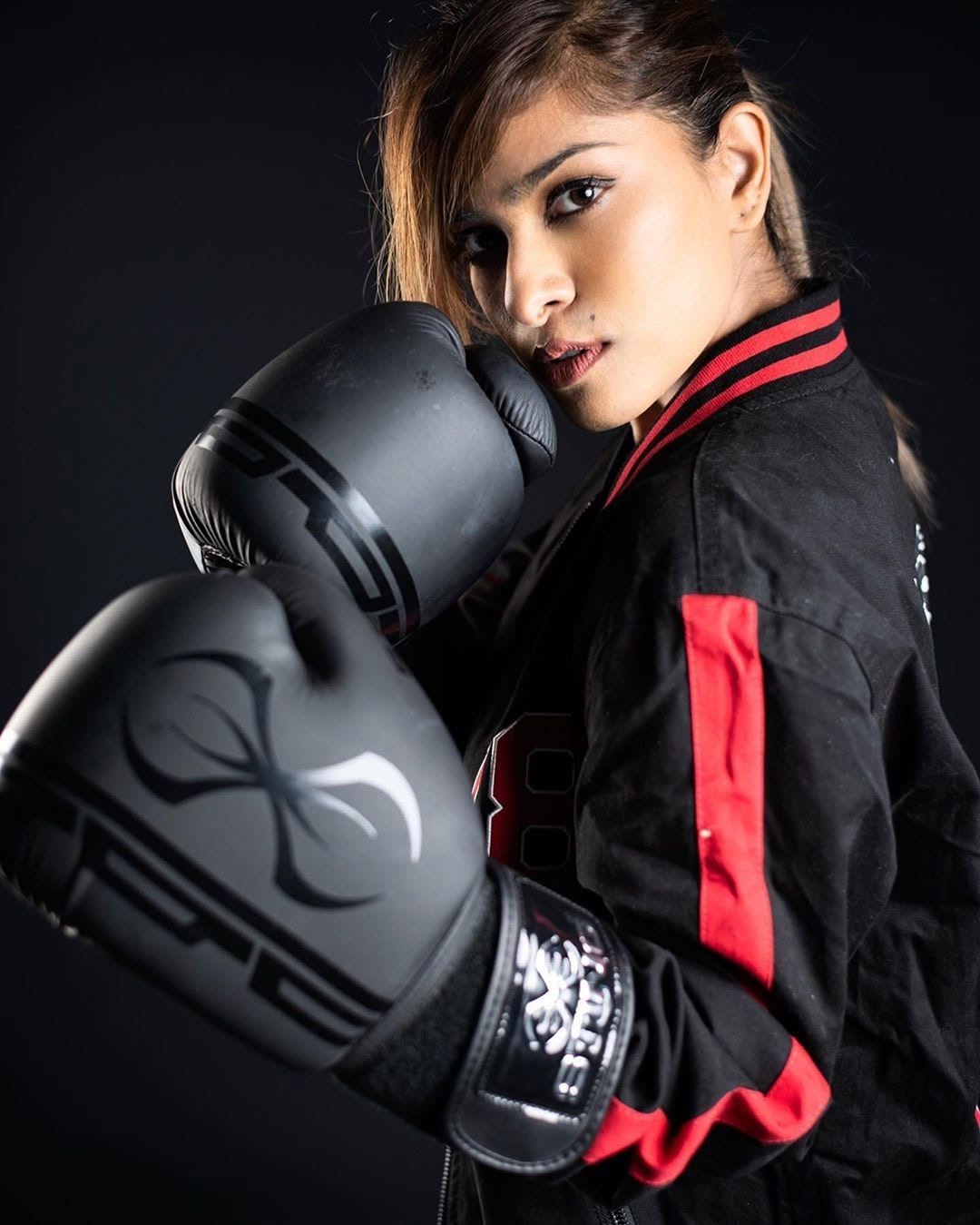 STING Olympics Sponsor - Armaplus Boxing Gloves | for Competition & Training