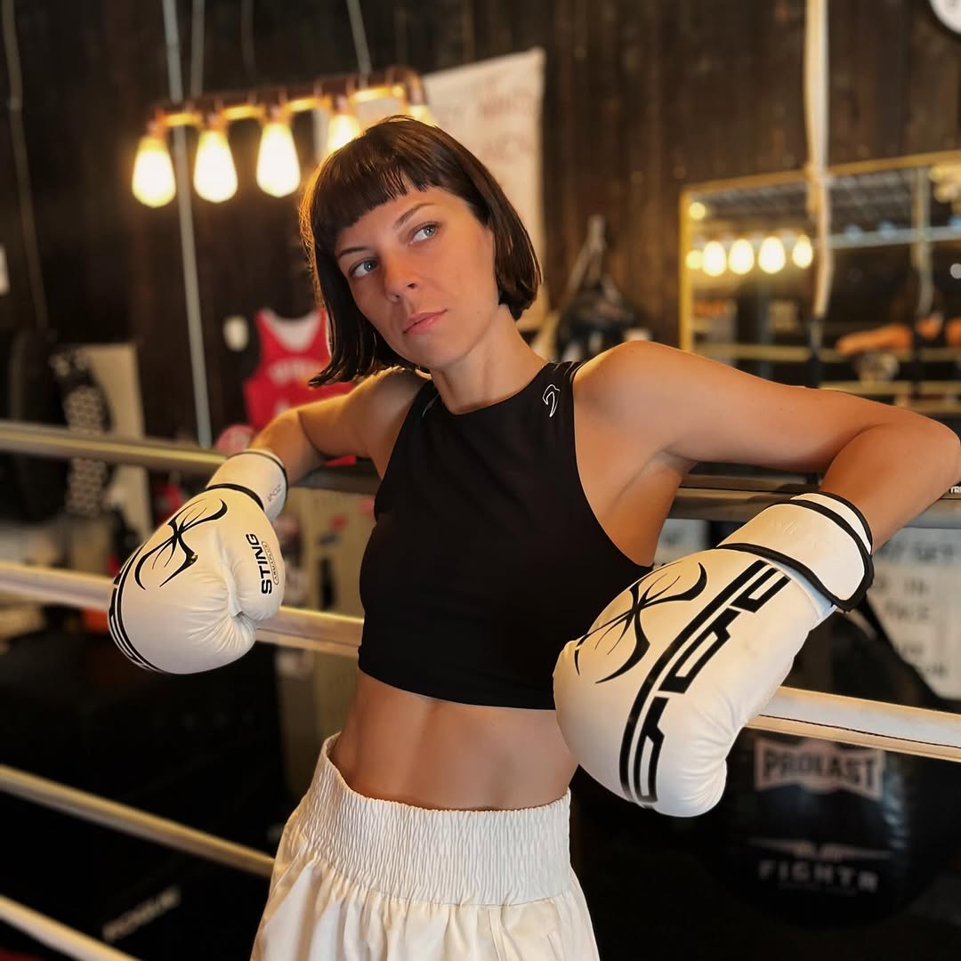 STING Olympics Sponsor - Armaplus Boxing Gloves | for Competition & Training